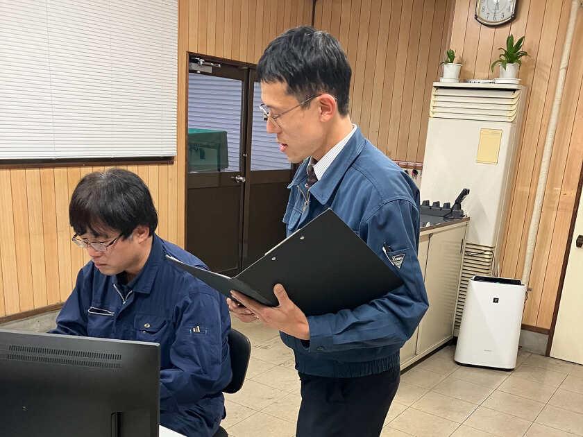 株式会社松下商店 大分営業所の制服1