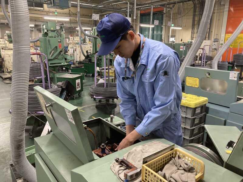 曙螺子工業株式会社の仕事画像3