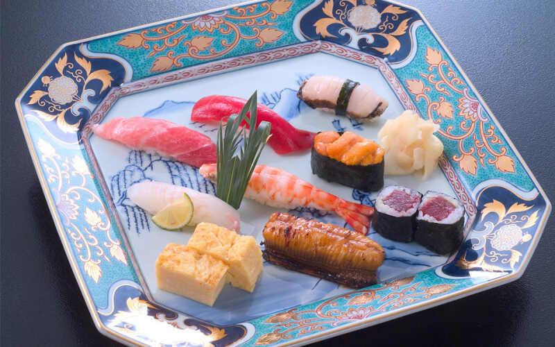 矢の根寿司 ロイヤルパーク店の仕事画像3