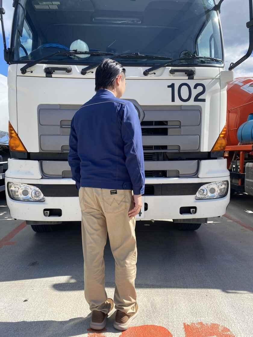 株式会社安藤組の制服2