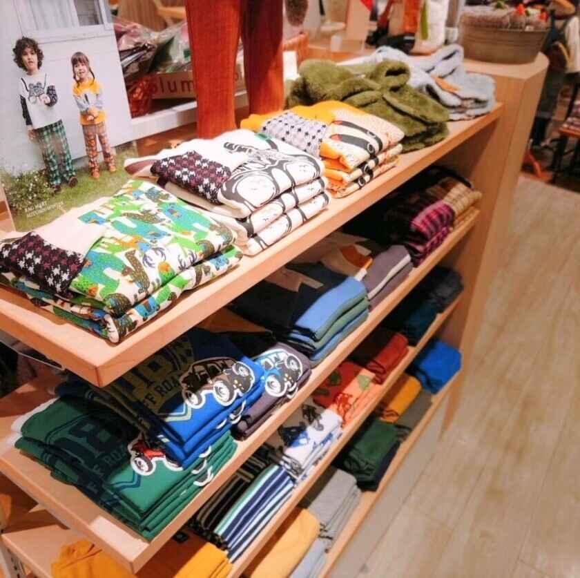 RAGMART(ラグマート) 伊勢丹浦和店の制服2