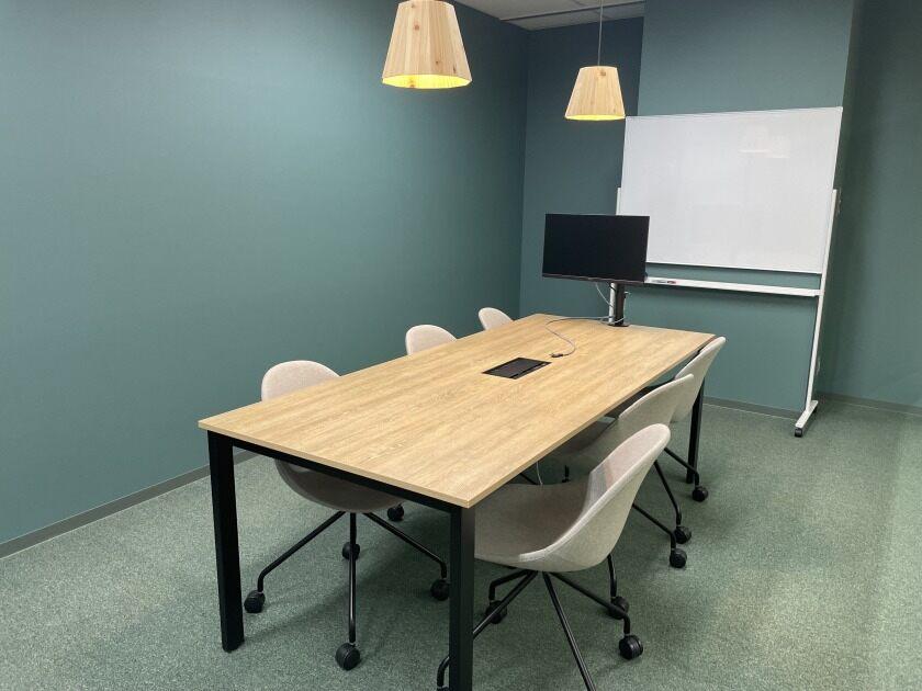 株式会社BPC(ビーピーシー)の制服1