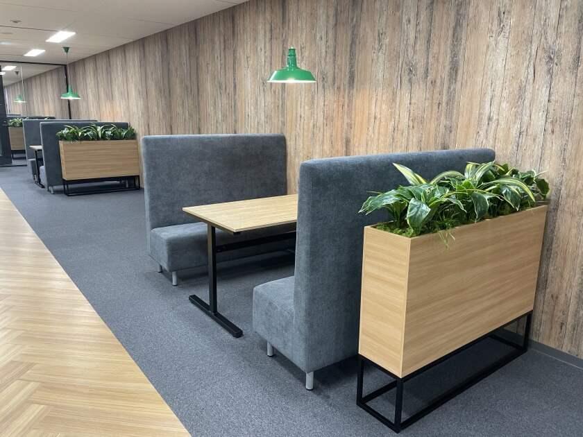 株式会社BPC(ビーピーシー)の制服2