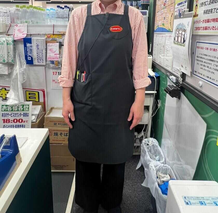 アール元気 アクロスモール新鎌ヶ谷店の制服2