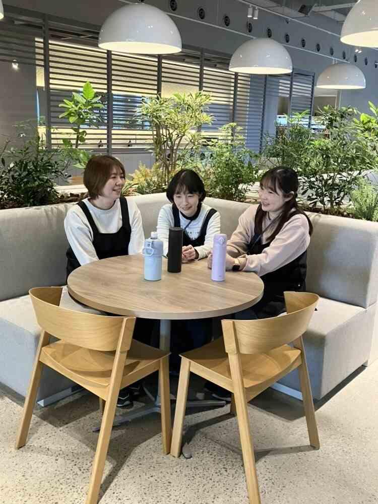 株式会社アンドエスティ・ロジスティクス 常総DCの制服5