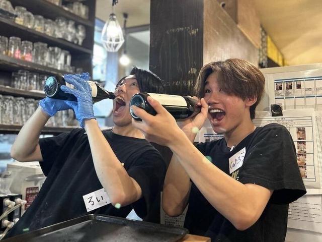 梅田駅チカ×キッチン募集|週2~/髪色自由/絶品まかない付(フード・飲食、大阪市北区)のイメージ画像