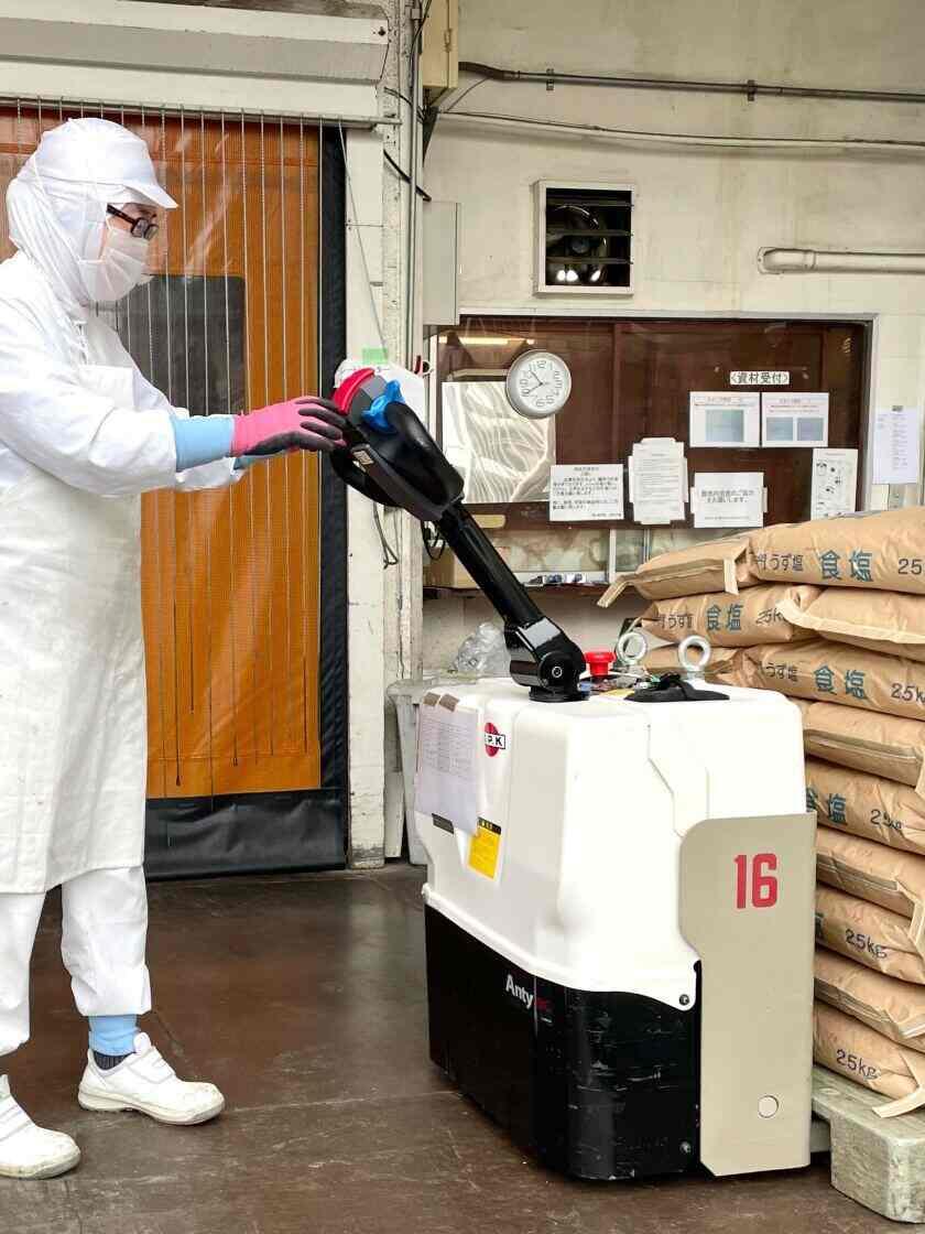 株式会社YKベーキングカンパニーの制服2