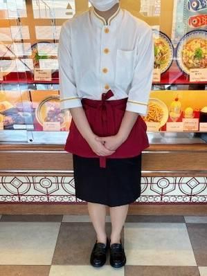 川登サービスエリア店の制服1