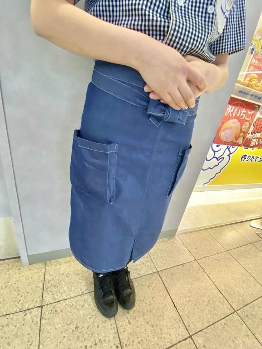 ビアードパパ 東久留米店の制服6
