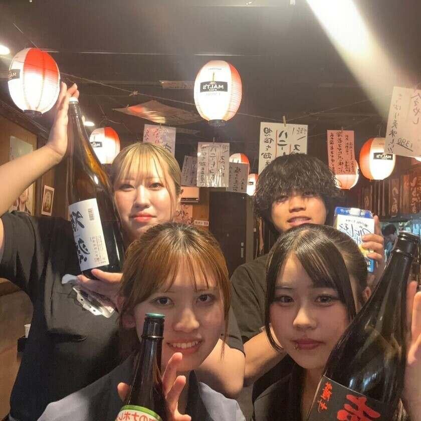 昭和堂/平成堂 採用担当の制服5