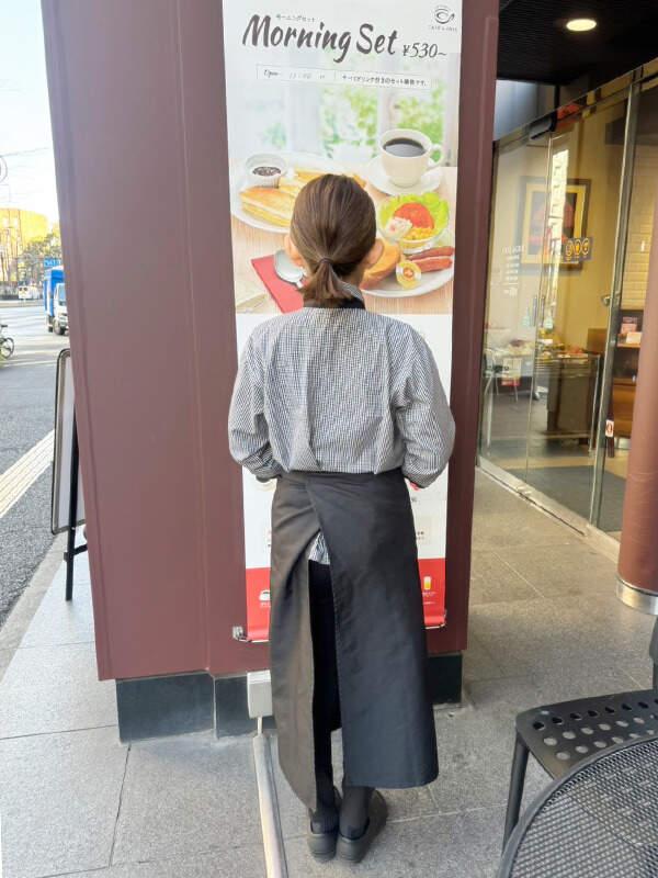 カフェ・ド・クリエ 日比谷通り内幸町店の制服2