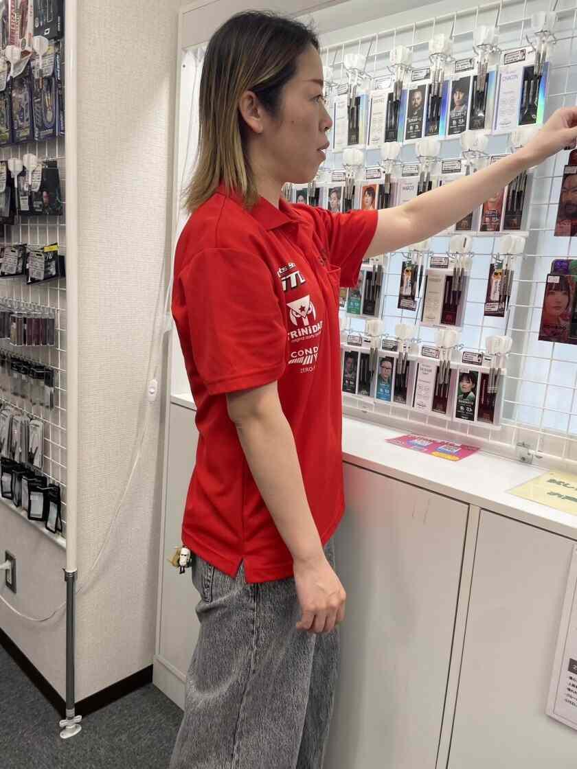 Darts Shop TiTO 小倉店の制服3