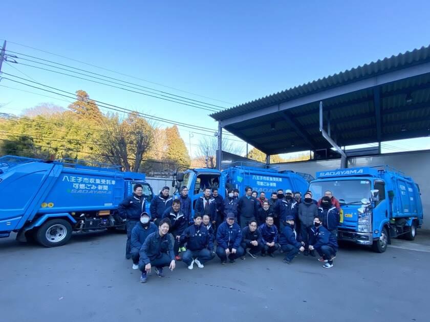 株式会社完山金属の制服2