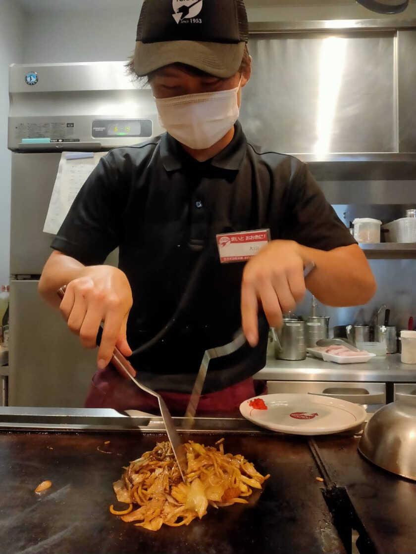 ゆかり 曽根崎本店の制服3