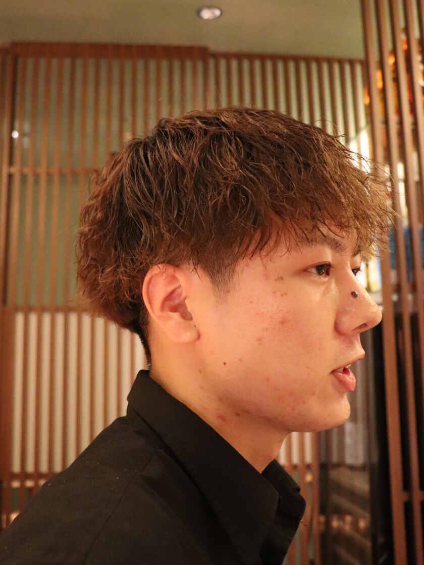 有限会社権兵衛 茶屋町店の制服4