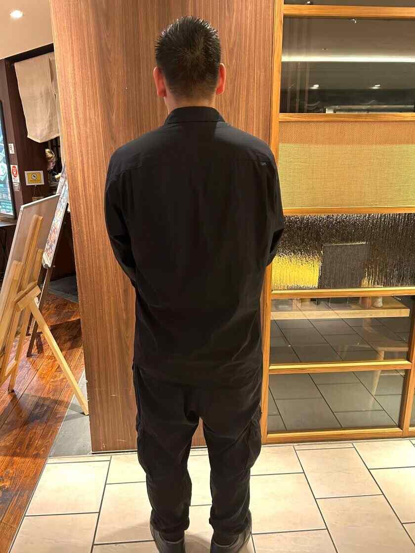 炭火焼鳥権兵衛 天王寺MIO店の制服2