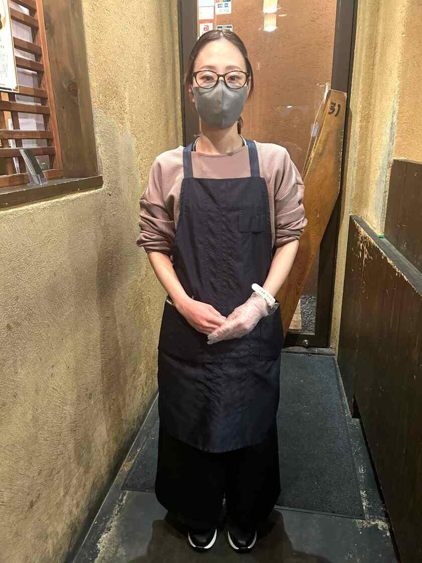 炭火焼 権兵衛 梅北店 セントラルキッチンの制服1