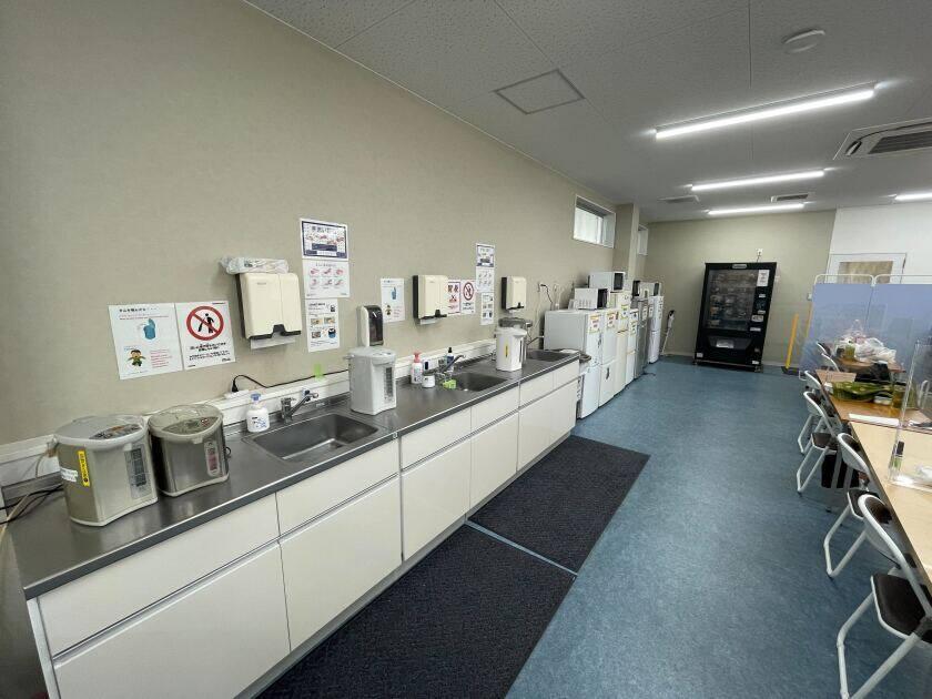 株式会社ウィルコムの制服2