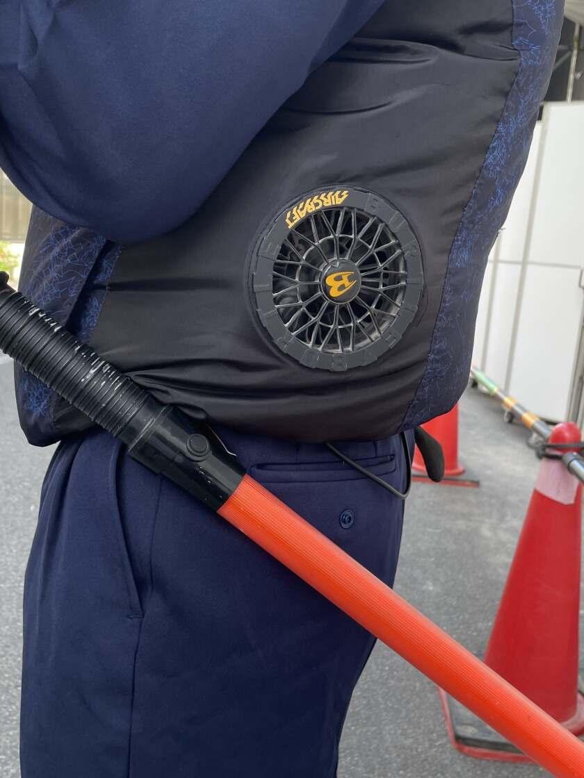 日生警備保障株式会社 採用担当の制服2