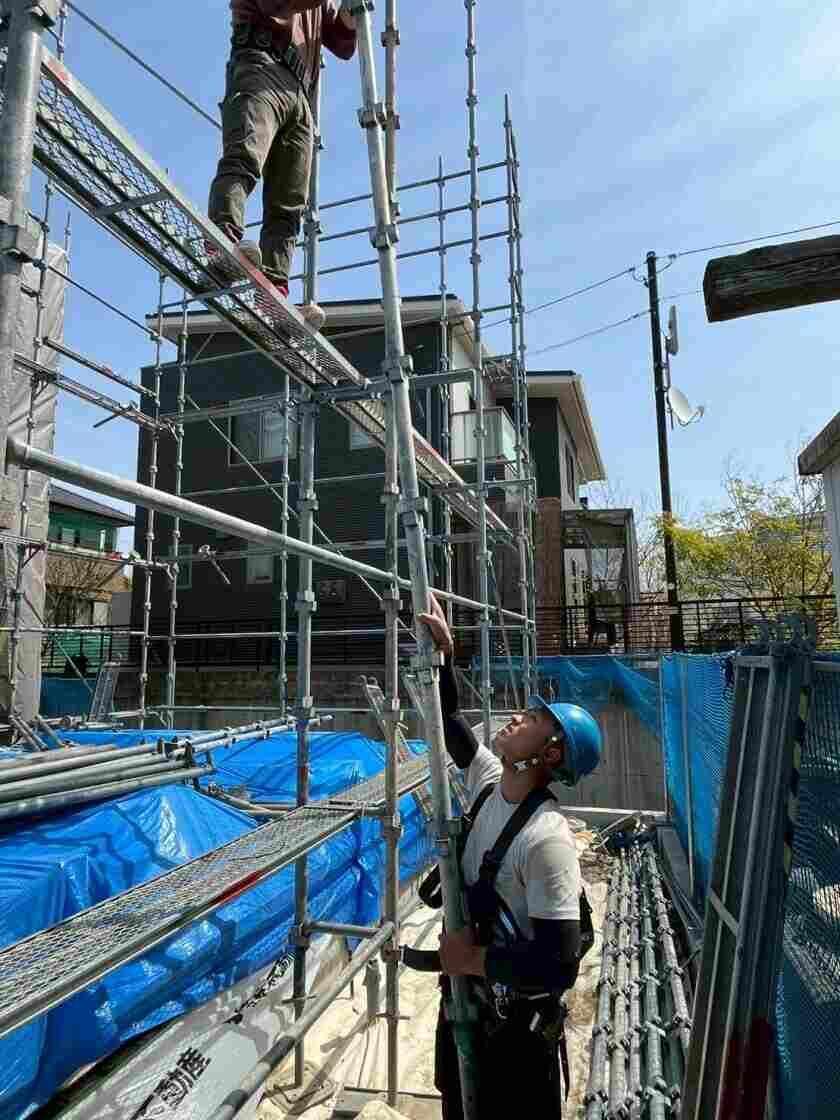 シー・エッチ・エス株式会社の制服5