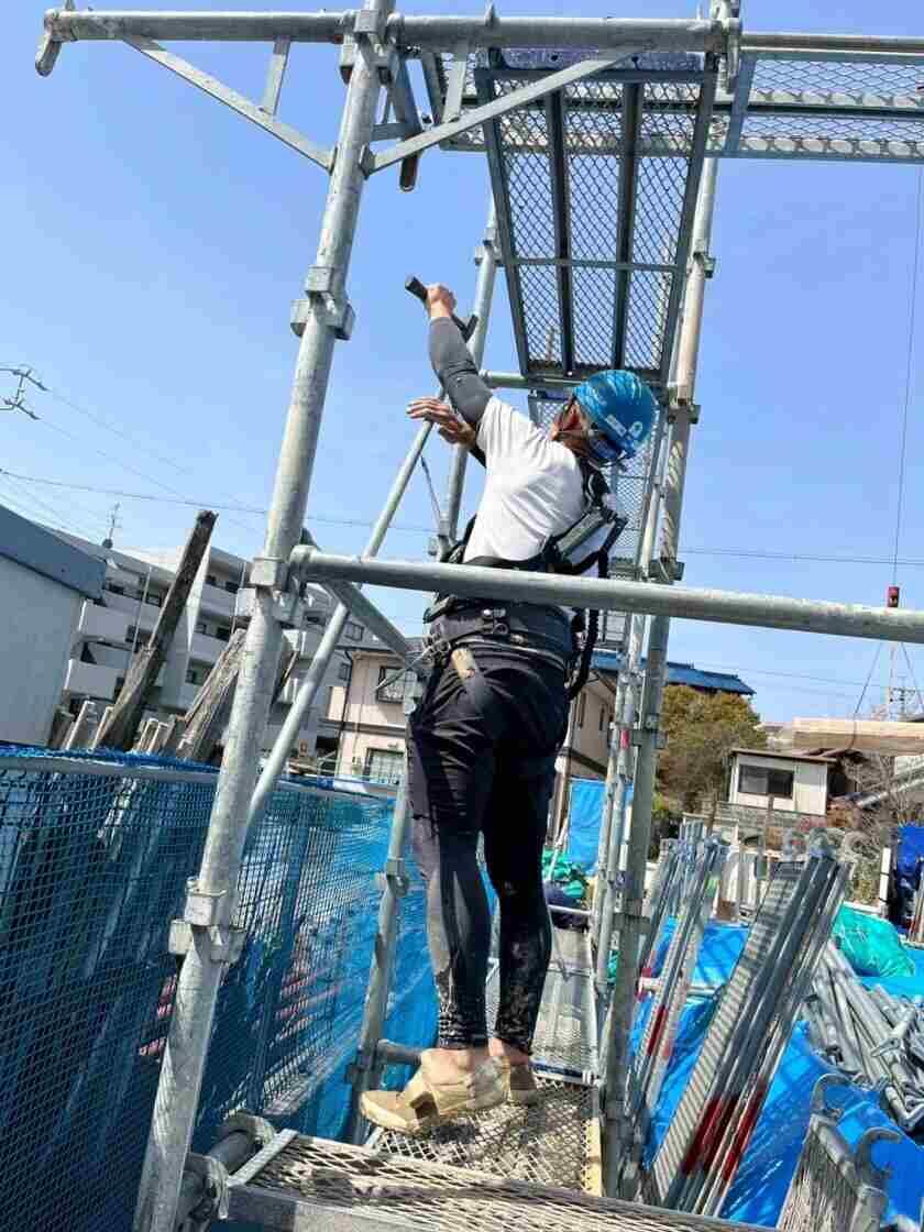 シー・エッチ・エス株式会社の制服1