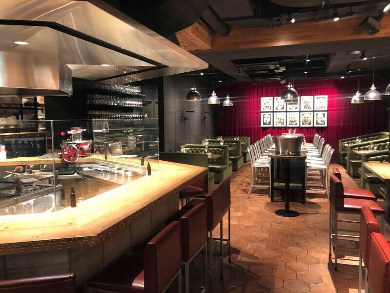 ダブリュー青山 ザ セラー&グリルの仕事画像2