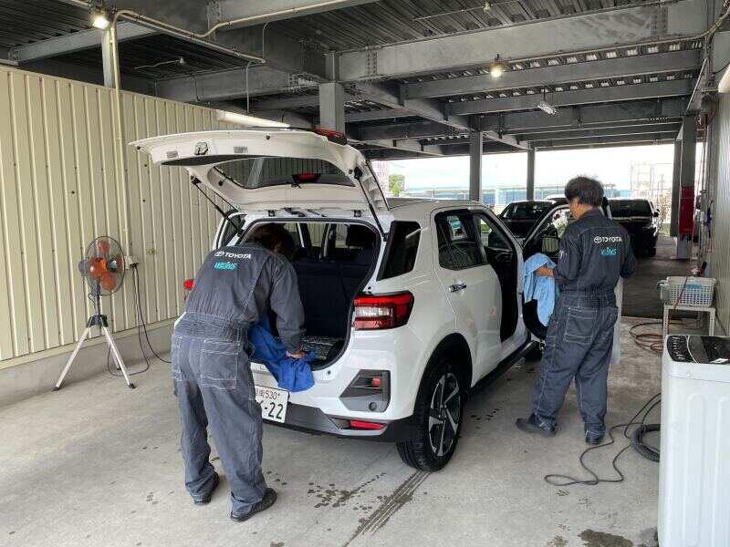 ウエインズトヨタ神奈川株式会社 和泉中央店の仕事画像3