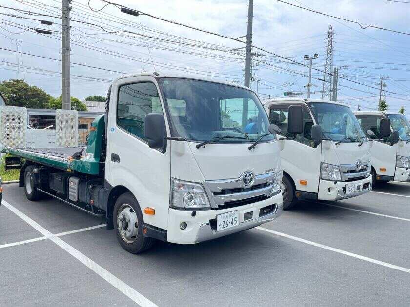 ウエインズトヨタ神奈川株式会社 和泉中央店の制服5
