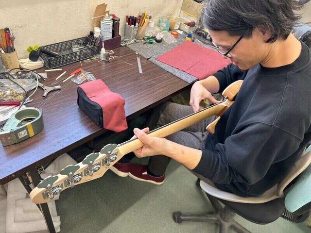 <ギター・ベース好き歓迎>ギターのセットアップ/手直し/検品など(軽作業・物流、名古屋市千種区)のイメージ画像