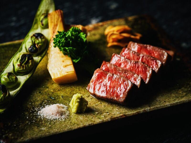 デュシタニ京都の仕事画像2