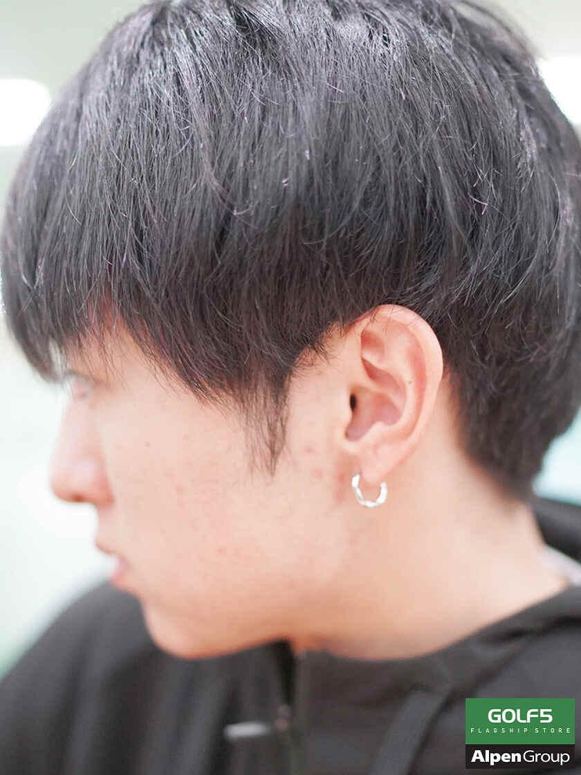 ゴルフ5仙台新港店の制服3