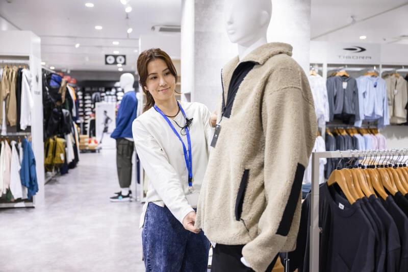 アルペンアウトドアーズフラッグシップストアららぽーと愛知東郷店の仕事画像1