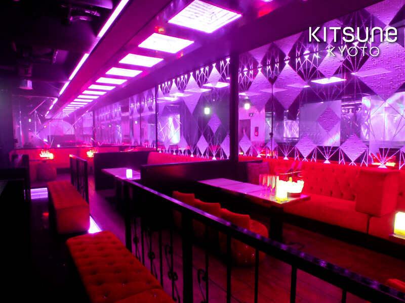 KITSUNE KYOTO|週末は時給+100円UP★河原町駅・三条駅スグ!!の制服8