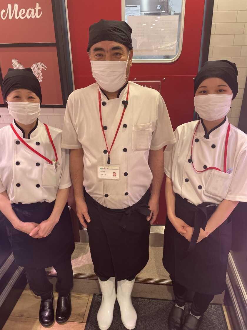 横浜茶屋 浦和コルソ店の制服2