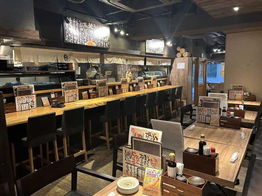 天ぷら米福西梅田店の制服4