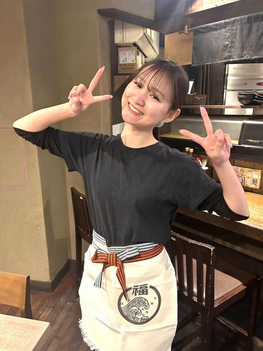 米福酒場 淀屋橋店の制服2