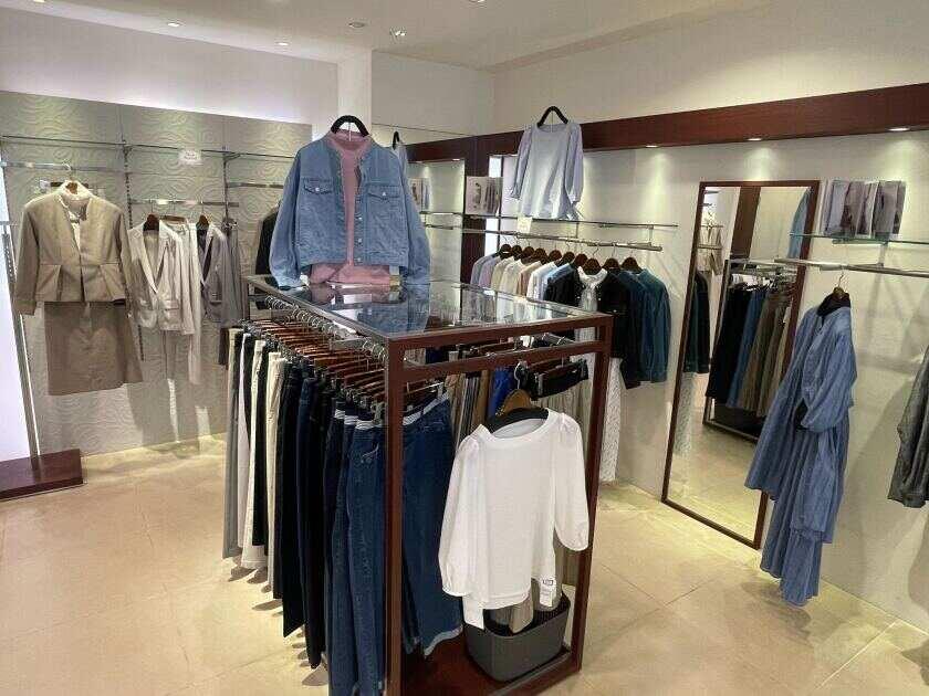 パスピエ株式会社(吉祥寺店)の制服2