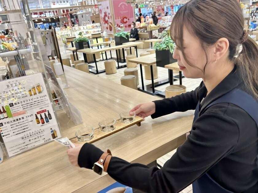 うしじま酒店 肥後よかモン市場店の制服1