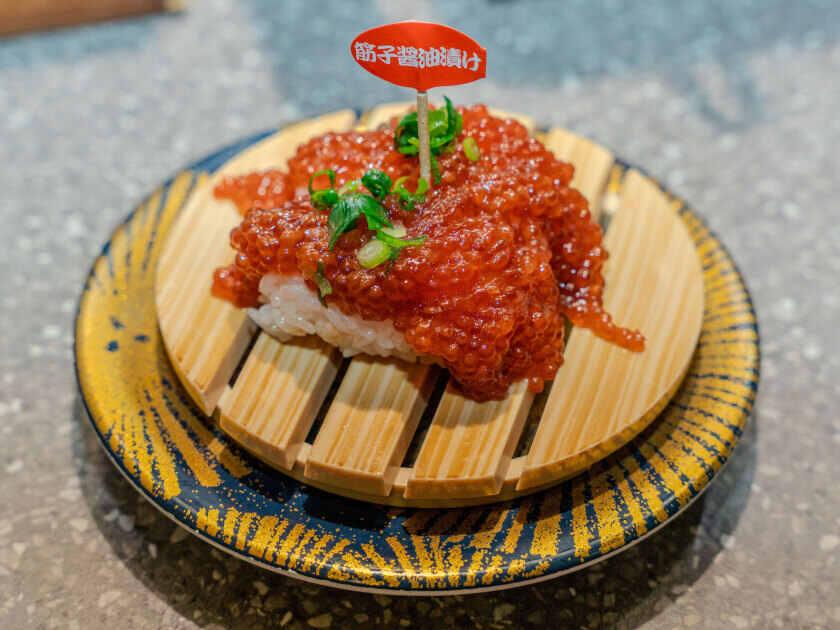 回転寿司 根室花まる 南25条店の制服2