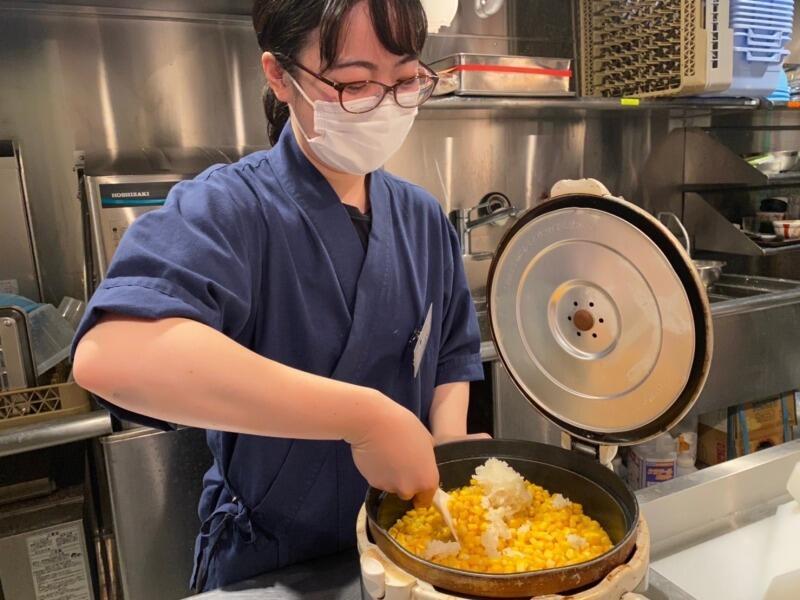 一夜干しと海鮮丼 できたて屋 KITTE丸の内店の仕事画像2