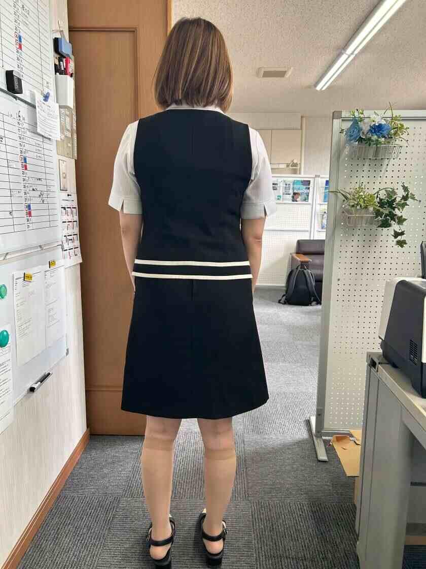 株式会社三光産業の制服2