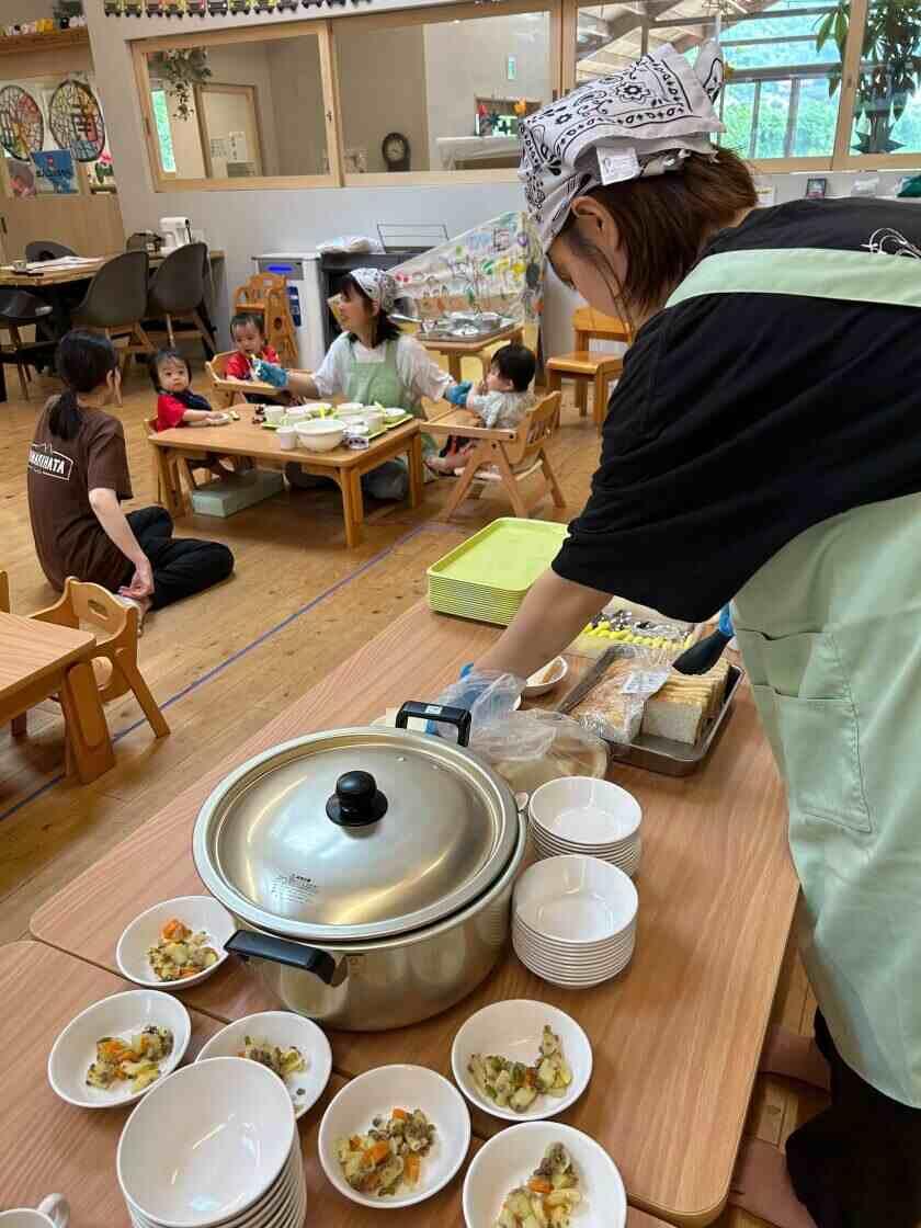 南畑ピノキオ森のこども園の制服6