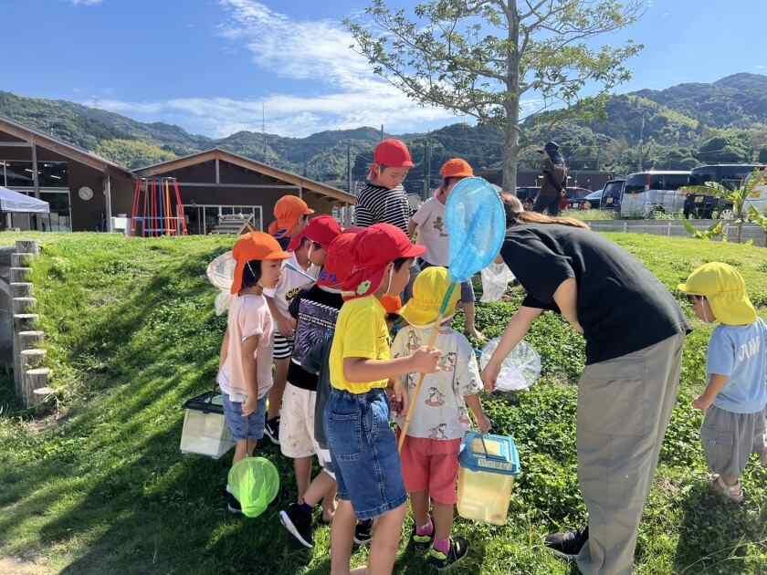 博多ピノキオこども園の制服2