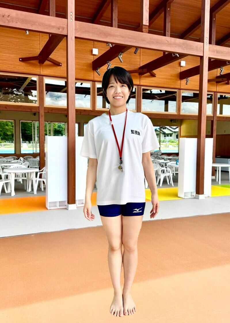 高山市民プールの制服1