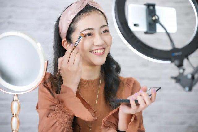 Vライバー事務所「Spice」の制服3