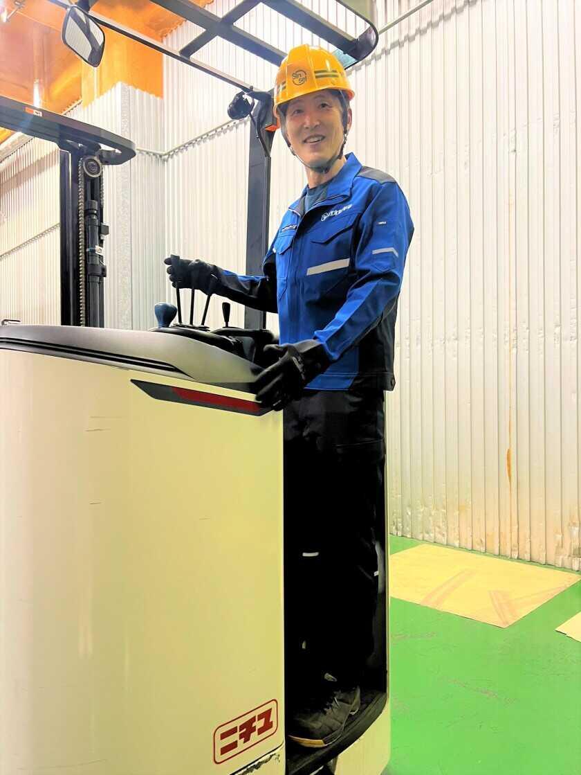 新生倉庫運輸株式会社 岡山支部の制服1