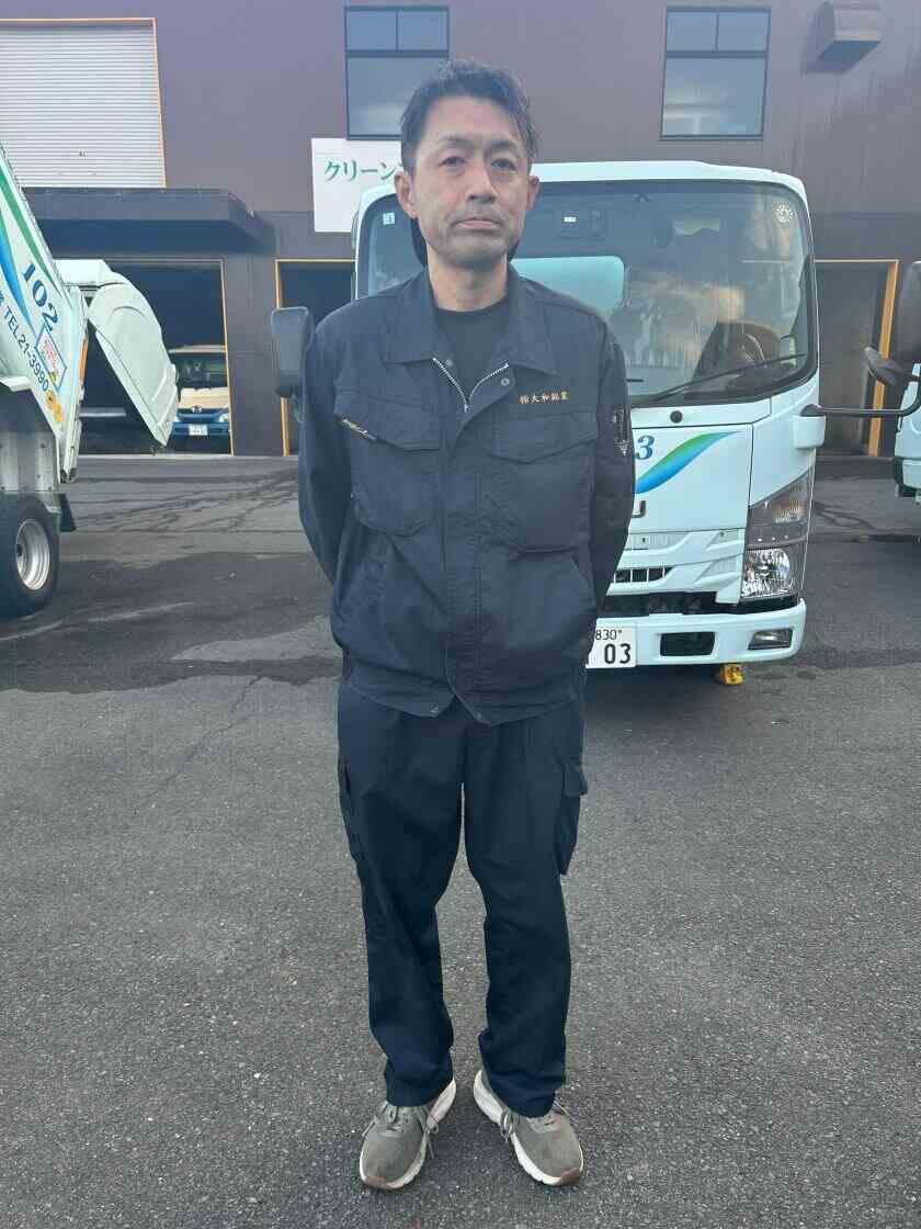 株式会社大和総業の制服1