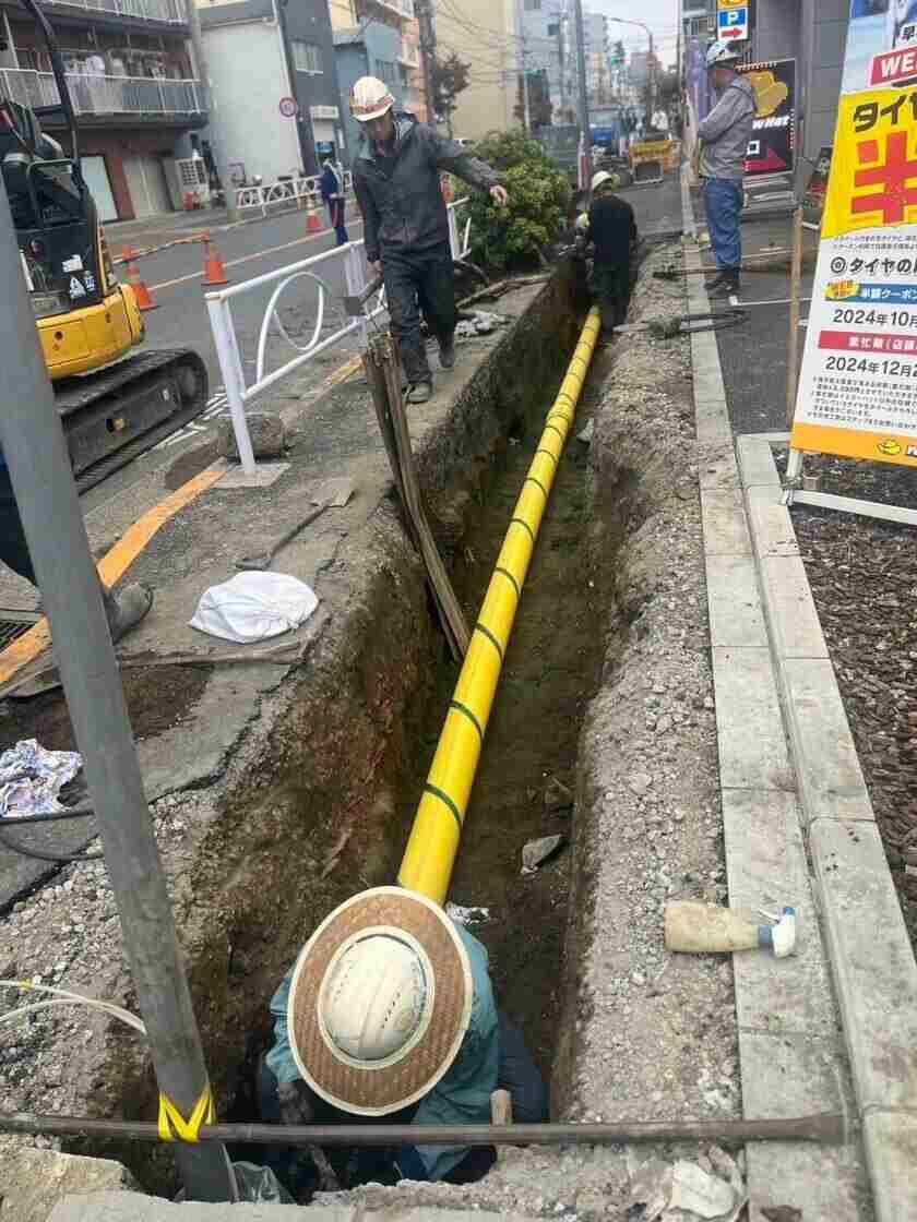 有限会社鳥谷部建設の制服2