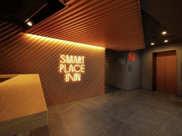 株式会社ナインアワーズ スマートプレイスイン京都四条大宮イーストの制服3