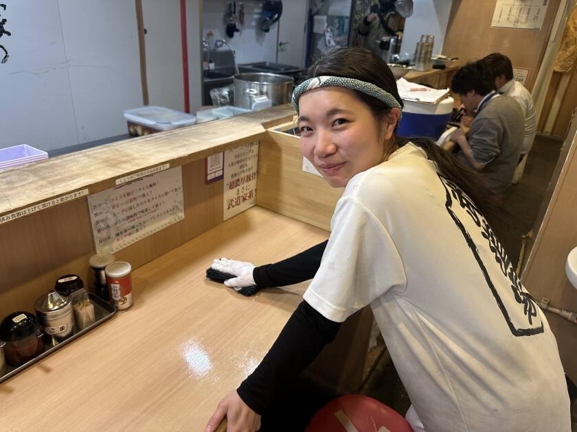 横浜家系ラーメン 武道家 賢斗の制服7
